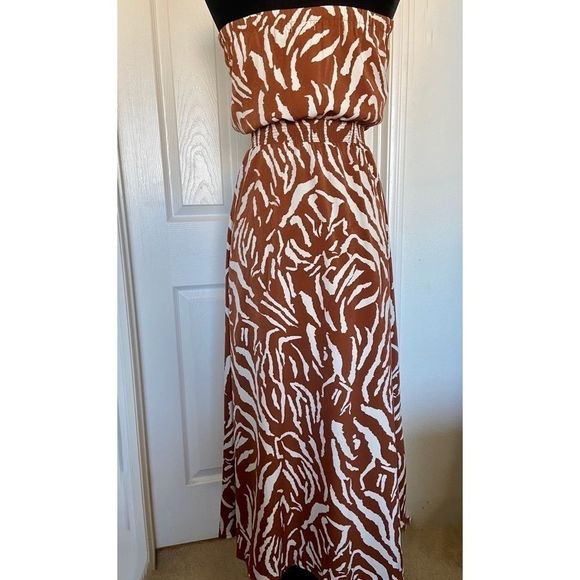 “HELOISE” Zebra print tube maxi dress - Picture 5 of 10